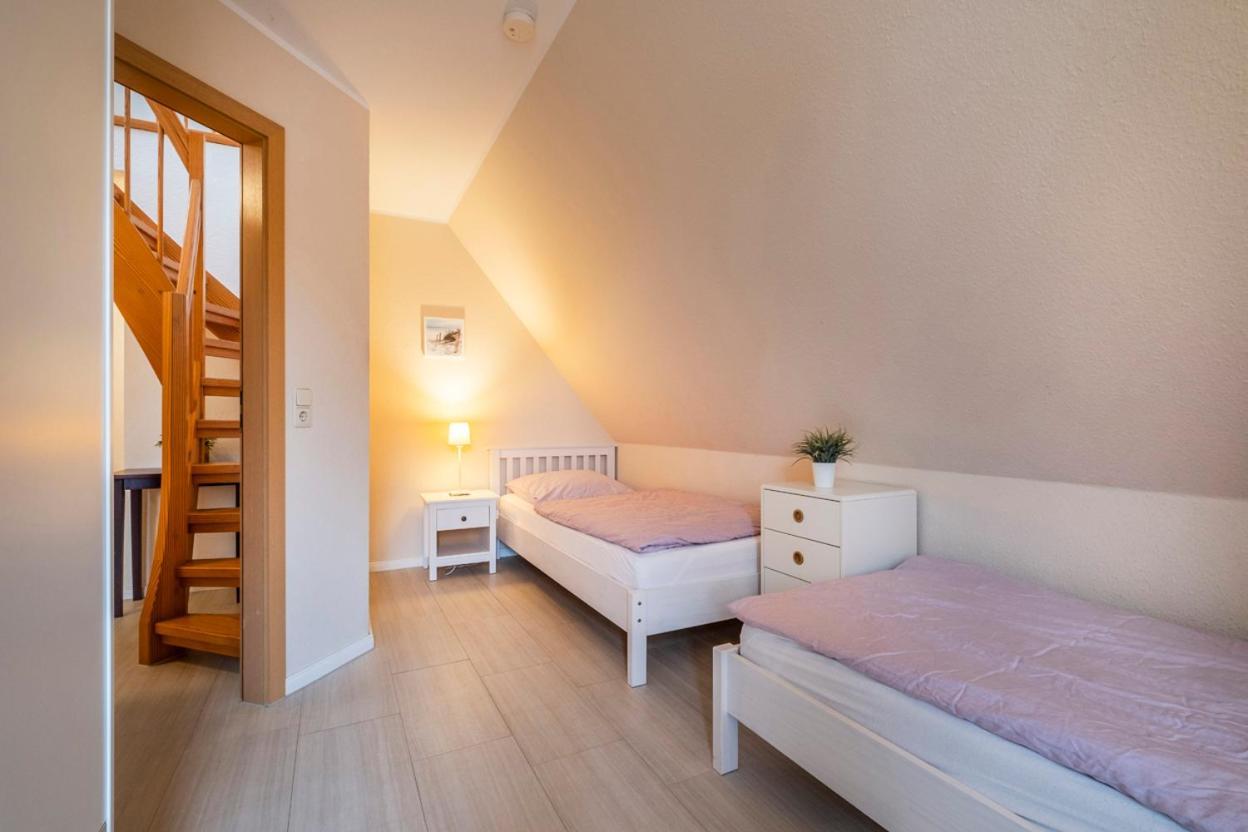 Ferienhaus Wiesenblick, Familie Creutz ซังคท์ พีเทอร์-ออร์ดิง ภายนอก รูปภาพ